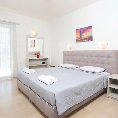 Vicky * Ханиоти