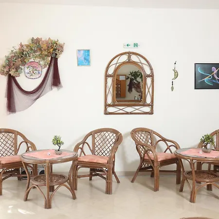 Vicky * Ханиоти