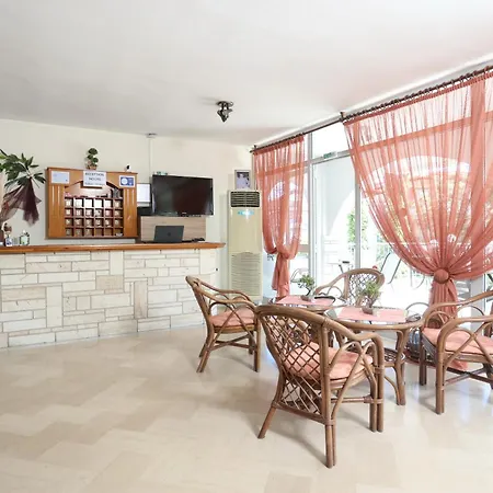 Апартаменты Vicky *