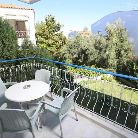 Апартаменты Vicky Ханиоти